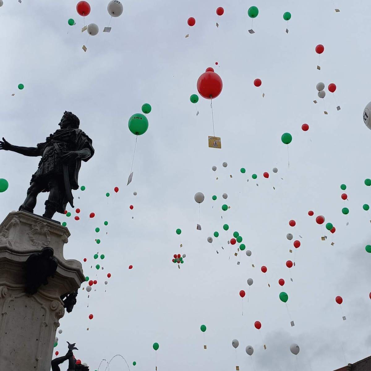 In Schichten zum&nbsp;Turamichele